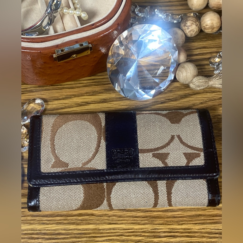 Coach Vintage Checkbook Wallet
